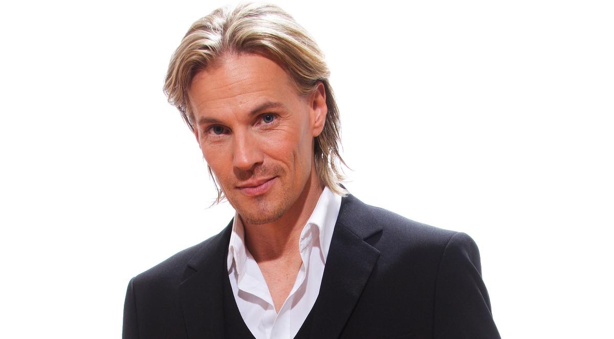 EurovisionBA's tweet photo. Sretan rođendan Magnus Backlund!
----------
Happy birthday Magnus Bäcklund!
🇸🇪 #Sweden 2003
#MagnusBäcklund #MagnusBacklund #Magnus #Fame #Sweden2003 #Birthday #Eurovision #ESC #ESC2003 #Eurovision2003 https://t.co/Drtws4Nmt8