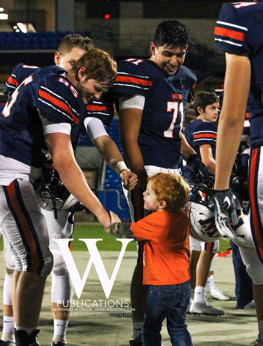 WakelandAccess's tweet photo. IT’S PLAYOFF SZN 🔥🏈 Come out and support your Wolverines in round one of playoffs TONIGHT. 7PM. LANCASTER. VS LANCASTER. #WFW #WeAre #thisiswhywedoit https://t.co/HreDgi9Ekj