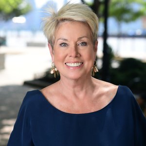OpenDoorSec's tweet photo. Huge congrats to our awesome Chief Administrative Officer Marie Patton for being named CAO of the Year at @marketsmedia's annual #MarketsChoice Women in Finance Awards https://t.co/FGfED09g4n https://t.co/LT3h7jxfLG