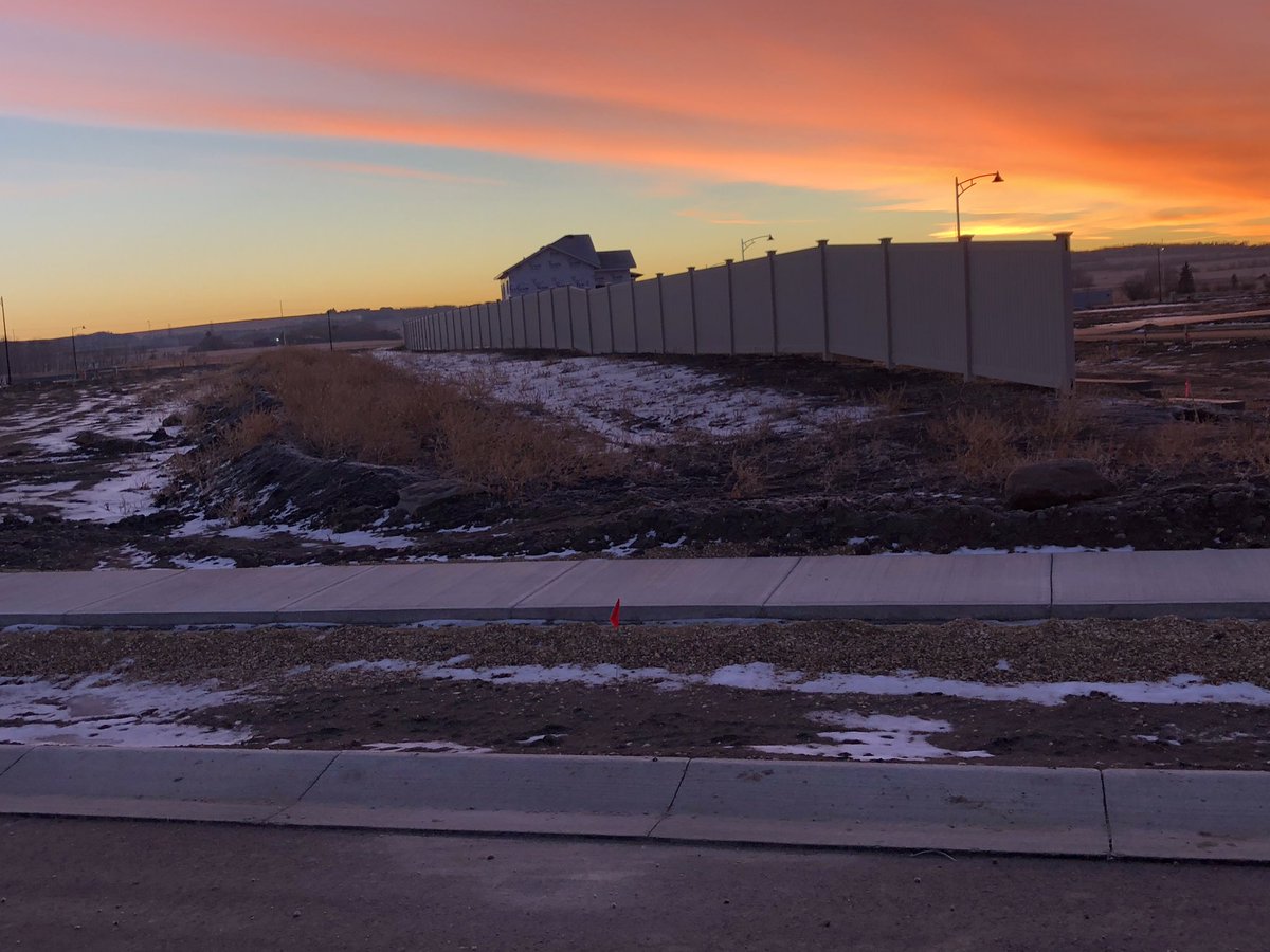 LarkaunHomes's tweet photo. This is how it all starts. We take a lot, come up with a plan design, plot to the land. Then we pick our exterior design materials. So much fun! #BuildingValueForLife #dreamhome https://t.co/THooBAjInh