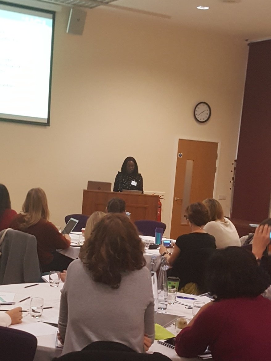 BasAphasia's tweet photo. Sharon Adjei Nicol presents her fascinating research into non linguistic intervention in functional communication in global aphasia #BAS2018 https://t.co/7l5oTSInlr
