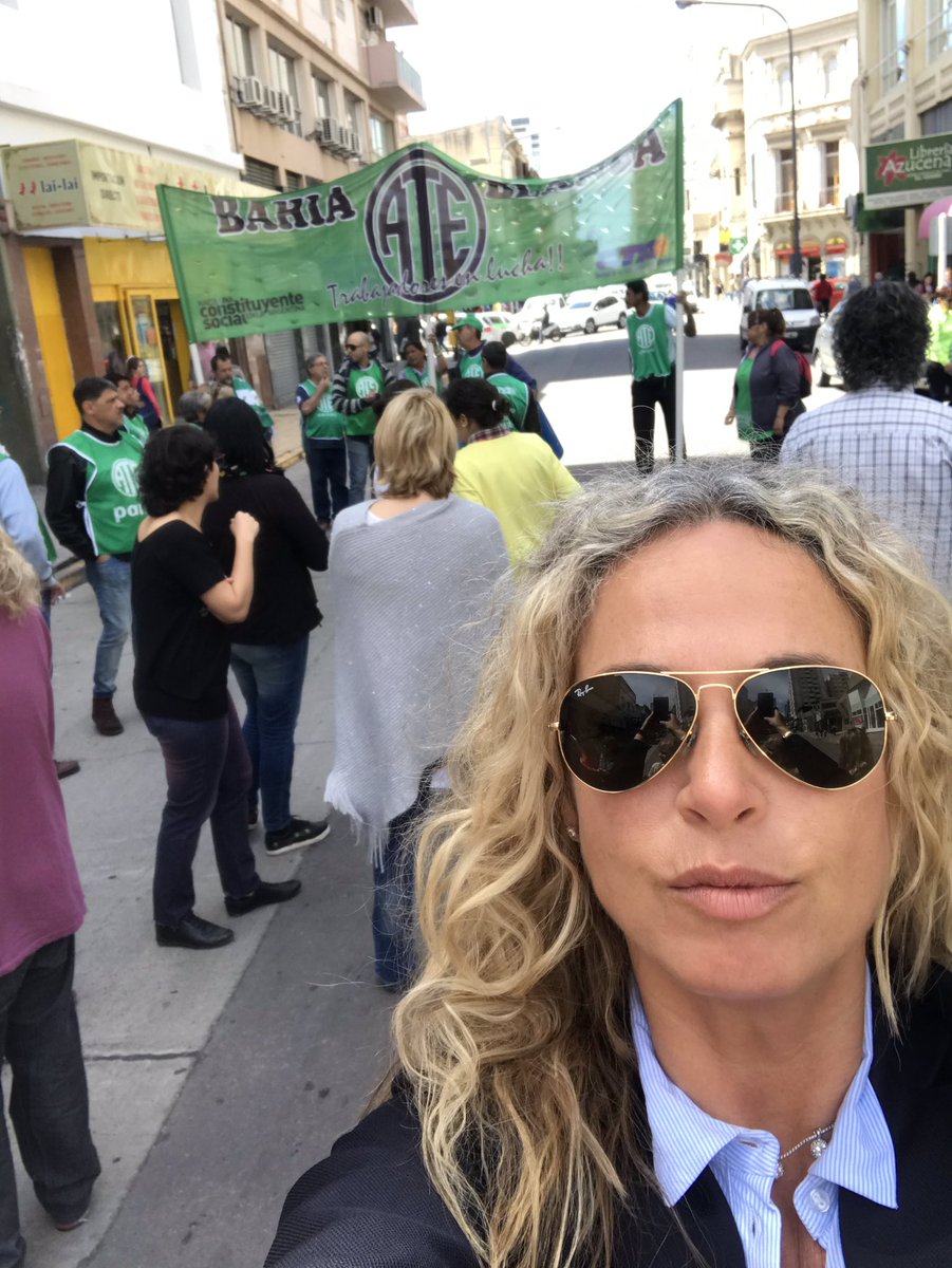 MaraDrev's tweet photo. Hoy los compañeros de Pami exigimos paritarias acordes a la inflación y mejores prestaciones para los afiliados #Pami #ATE #empleadosdelinstituto #pamienlucha #recomposicionsalarial https://t.co/Ys32pO1Izs
