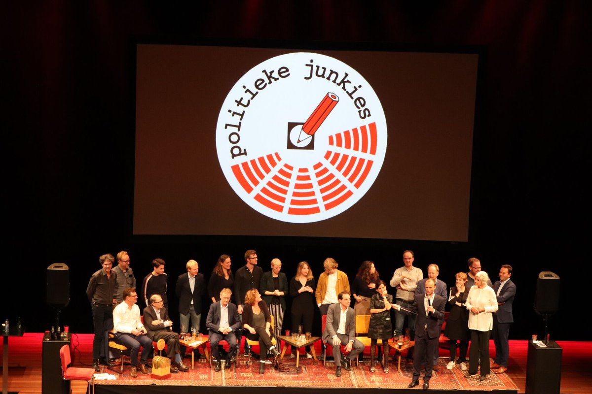DANK - politiekejunkies.nl/wp/?p=920

Wil je op de hoogte blijven wanneer de redactie van Politieke Junkies aan iets nieuws gaat werken? Stuur ons een mail: politiekejunkies@gmail.com.