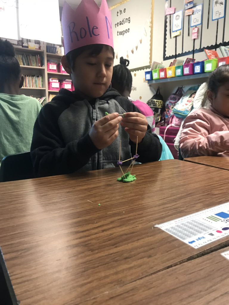 ms__cannon33's tweet photo. Becoming architects in advanced academics!!! 📐🏢✏️📚 #smithleopards https://t.co/kUOs8EphKp