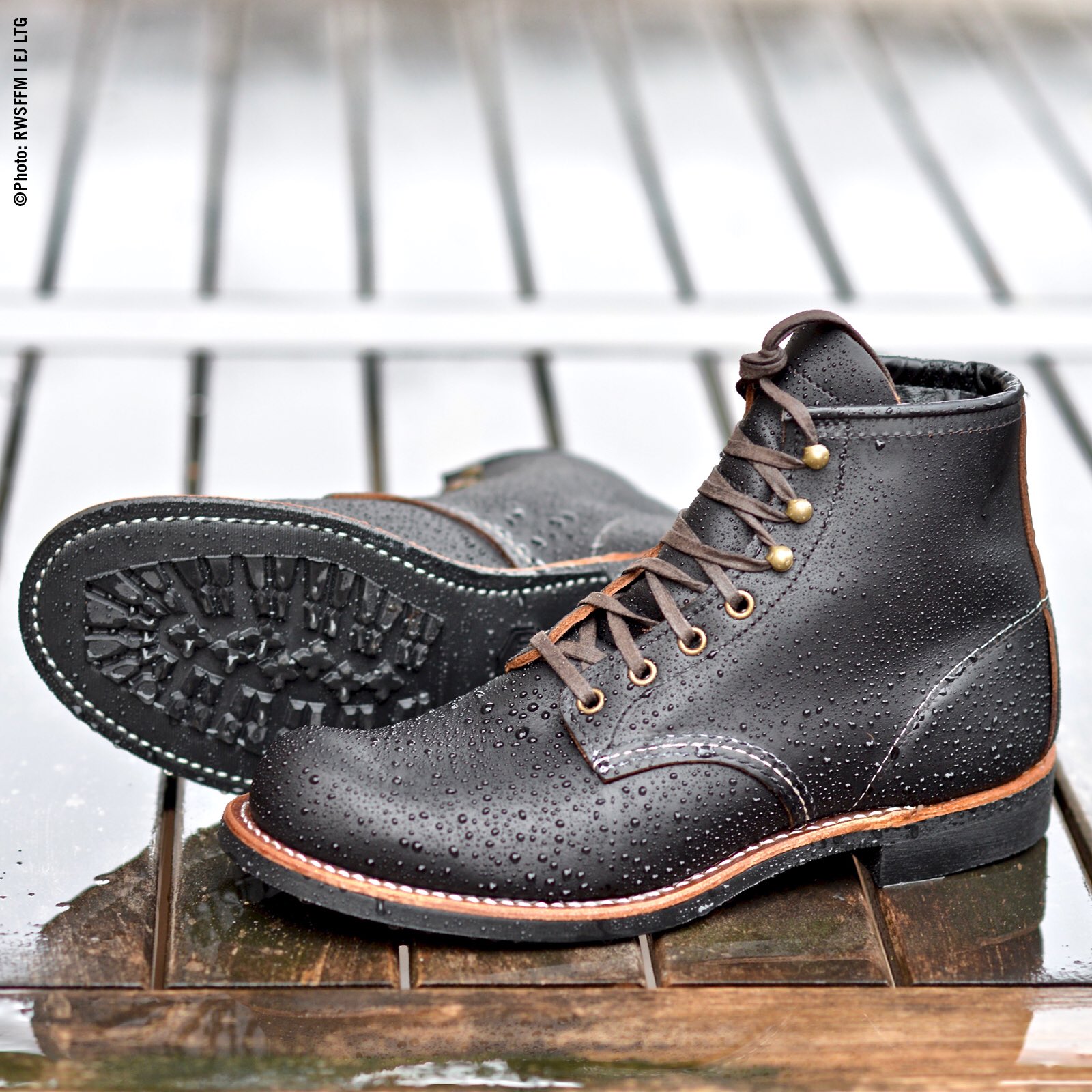 Red wing store black spitfire