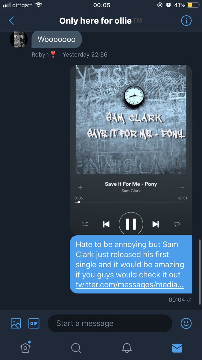 F1Hannah23's tweet image. Groupchats last night #SaVeItForMe #STREAMSAVEIFFORME