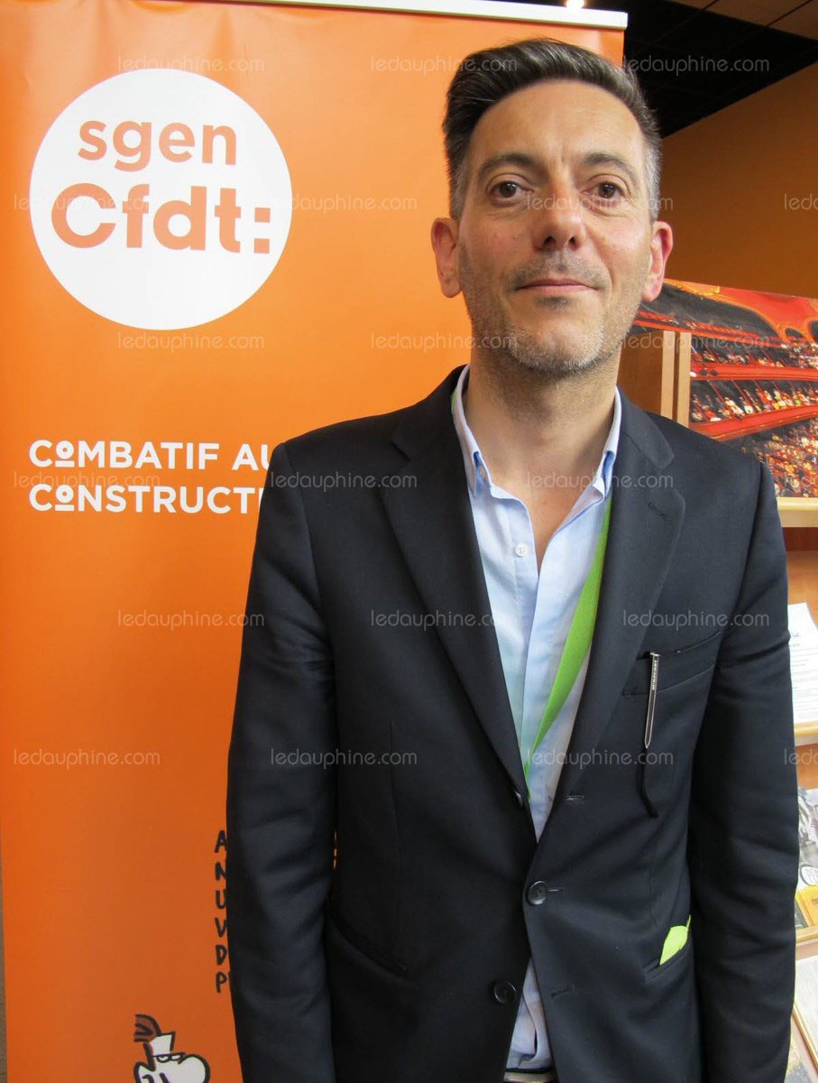 SgenPicardie's tweet photo. Venez débattre avec @FranckLoureiro , secrétaire général adjoint du @SgenPicardie durant les #electionPro @UPJV https://t.co/ewHasX45T6 https://t.co/bticCd33R4