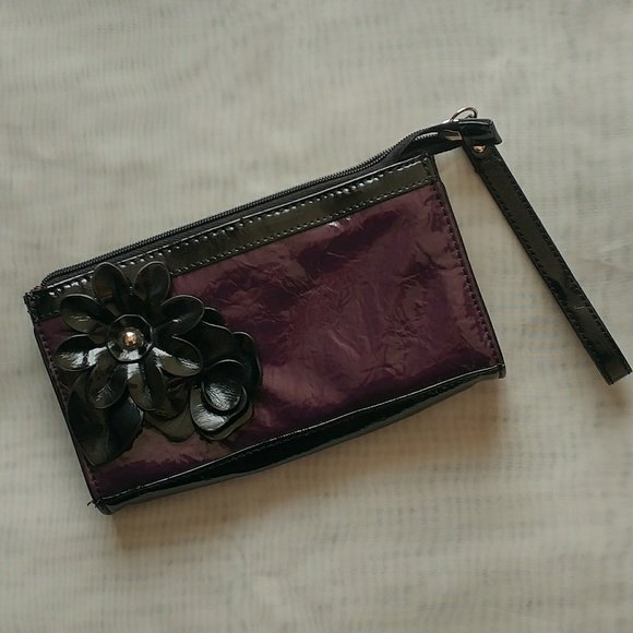 So good I had to share! Check out all the items I'm loving on @Poshmarkapp from @GanMuimono @booorahrah288<a href="/tag/fashion"class="tags"><span>#fashion</span></a><a href="/tag/shopmycloset"class="tags"><span>#shopmycloset</span></a><a href="/tag/style"class="tags"><span>#style</span></a><a href="/tag/jcrew"class="tags"><span>#jcrew</span></a><a href="/tag/poshmark"class="tags"><span>#poshmark</span></a>