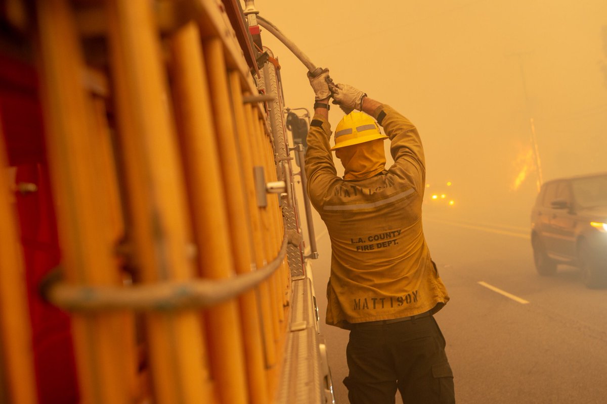 LA County Fire on Twitter "WoolseyFire *UPDATE* is now 98,362 acres