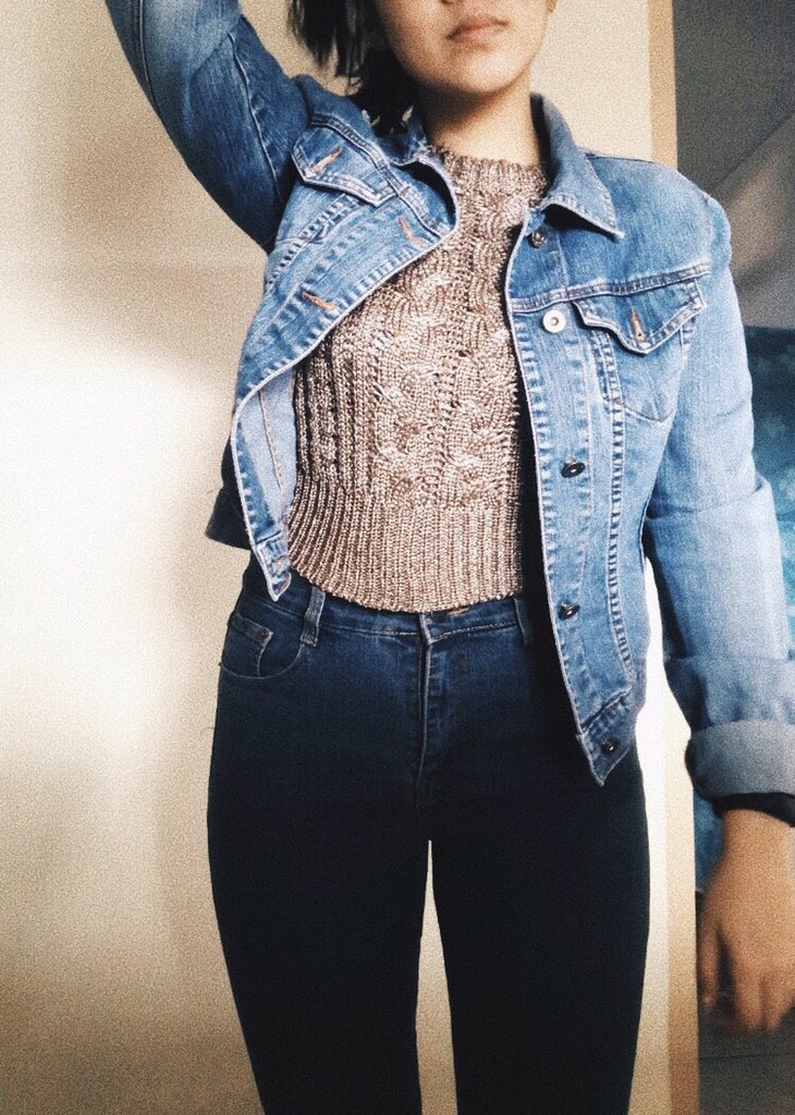 samtrwl's tweet photo. In memory of the warmest shirt I own, I hope I never think of wearing you again https://t.co/MBYJ9hZFCa