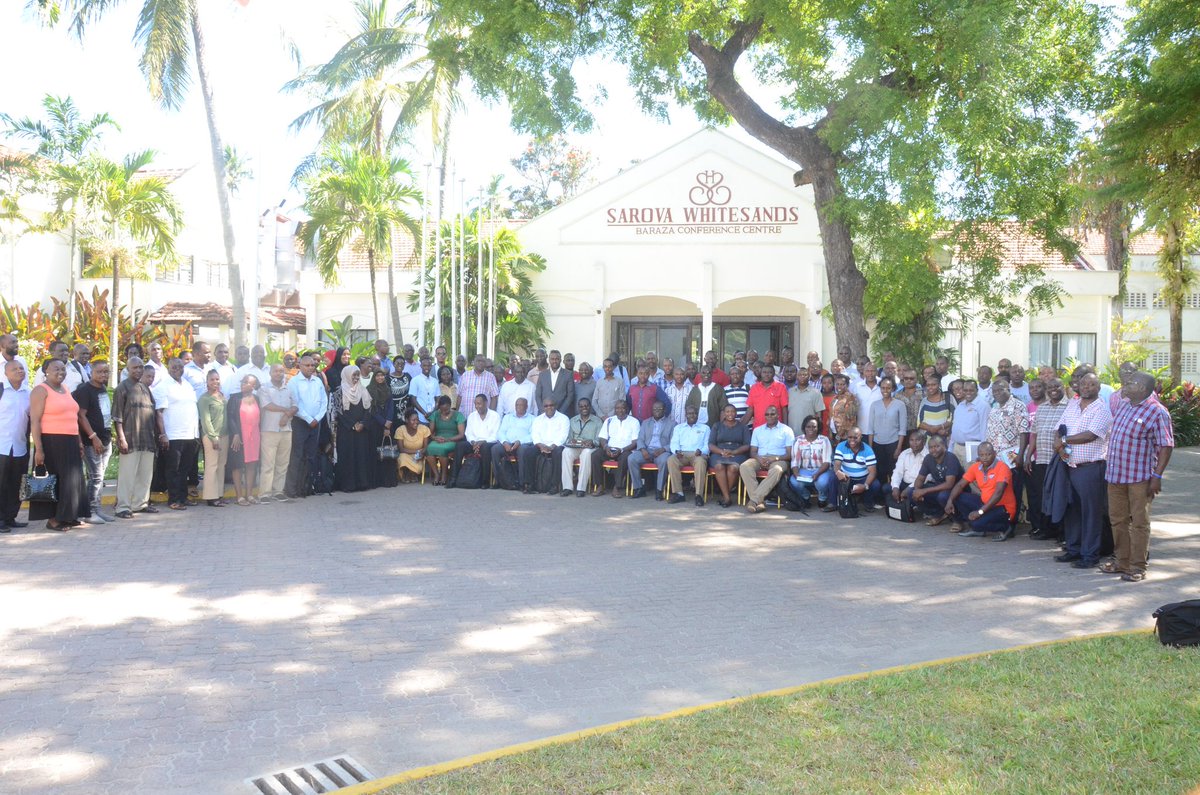 Planning_Ke's tweet photo. Delegates who attended the 7th National M&amp;E Week, pose for a photograph at White Sands Hotel Mombasa at the end of the six day conference @MonitoringKe_ @KNBStats @KenyaVision2030 https://t.co/xQOVk75tsU