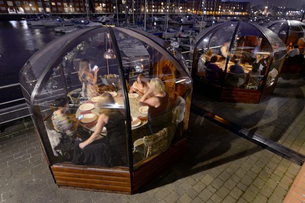elpescador_swan's tweet photo. The first evening in our festive pods was a great success π·πΎπ₯π»
Have you booked yours yet?
Don't miss out on the social experience everyone's talking about: https://t.co/vPIWjlKUaS
Thanks to @WalesOnline for the feature π https://t.co/ODJrb809D5
#festivepods #quaythree https://t.co/h4XwMTjQXa