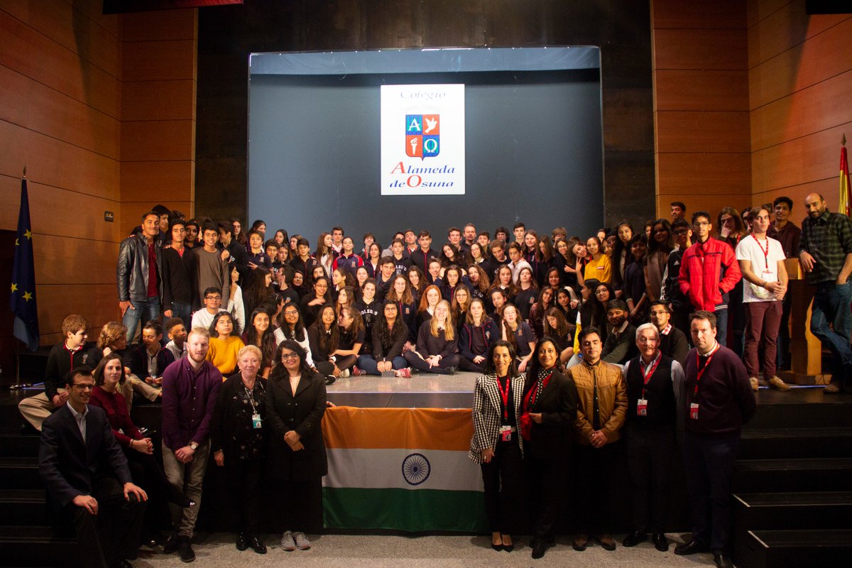 colegio_alameda's tweet photo. Inolvidable visita de los centros educativos #DelhiPublicSchool #SpringdalesSchool y #BalBhartiSchool de la #India ,impulsando la unión de culturas y puntos de vista sobre la importancia del cuidado del medio ambiente.¡Gracias #LinktoSpain y @ecoembes por hacerlo posible! https://t.co/4lLZKkM6kY