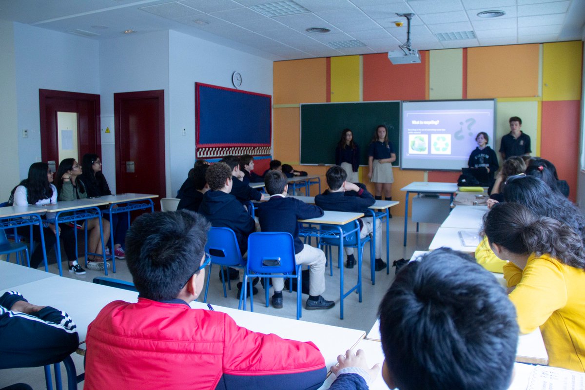 colegio_alameda's tweet photo. Inolvidable visita de los centros educativos #DelhiPublicSchool #SpringdalesSchool y #BalBhartiSchool de la #India ,impulsando la unión de culturas y puntos de vista sobre la importancia del cuidado del medio ambiente.¡Gracias #LinktoSpain y @ecoembes por hacerlo posible! https://t.co/4lLZKkM6kY