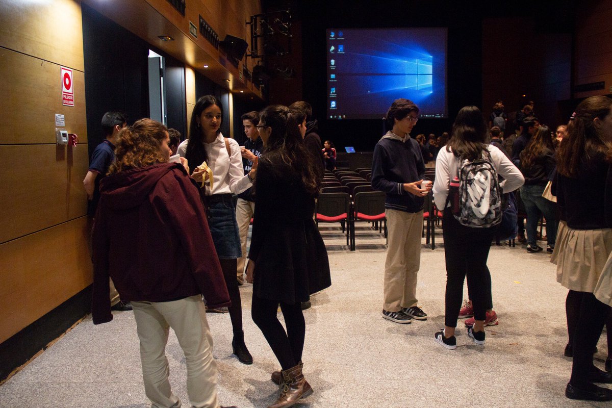 colegio_alameda's tweet photo. Inolvidable visita de los centros educativos #DelhiPublicSchool #SpringdalesSchool y #BalBhartiSchool de la #India ,impulsando la unión de culturas y puntos de vista sobre la importancia del cuidado del medio ambiente.¡Gracias #LinktoSpain y @ecoembes por hacerlo posible! https://t.co/4lLZKkM6kY