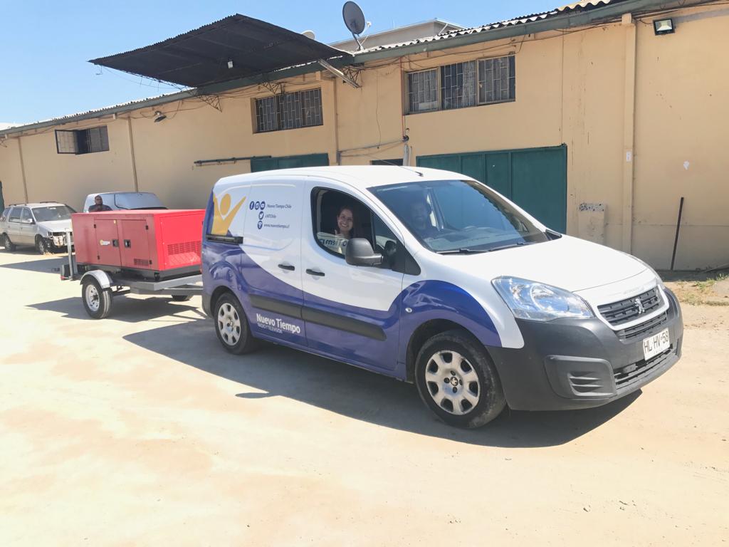 ntchile's tweet image. Saliendo como equipo de #NuevoTiempo 🎬🎥📷 al cubrimiento especial de la #caravanadelaesperanza con el pastor @brunoraso de la @iasdsudamerica #ElPoderDeLaEsperanza 
¿Contamos con tus oraciones por esta poderosa semana y por el equipo? #DiosTeBendiga 
#Encuentros