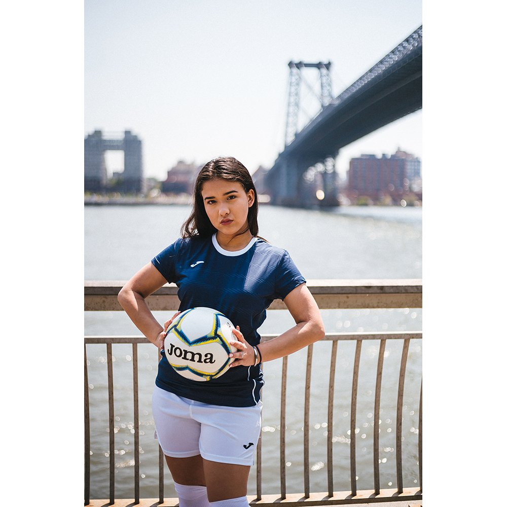 ⚽ by the 🌉

Where's the coolest pitch in your city?

#JOMA #ExerciseYourFreedom