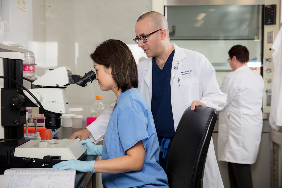 IvyBrainTumCtr's tweet photo. Tune in to our Facebook Live stream today at 1:40pm CT as Dr. Sanai discusses the results of a new study around #braincancer at #SNO18. @NeuroOnc https://t.co/HwnuXw6doG