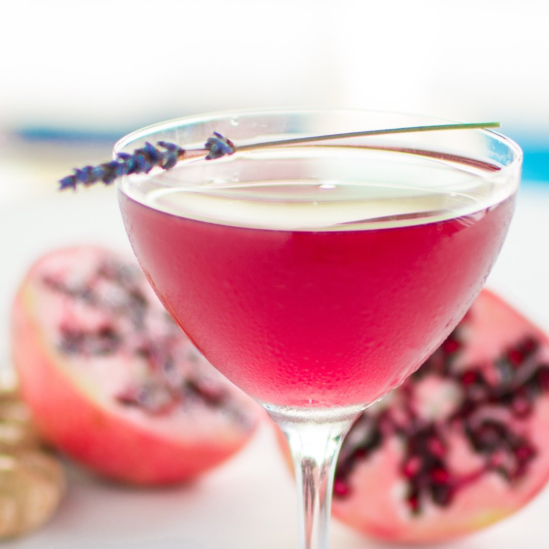 "It's beginning to look a lot like cocktails." 
Happy Friday!

We open for lunch and dinner...Nuevo Latino Cuban Cuisine

Now you can make reservations right on our profile...click reserve

#friday #goodvibes #foodie #drinks #happyhour #share #yucamiami #miamibeach #cubancorner