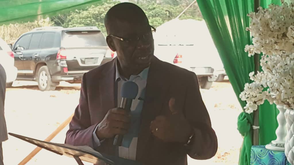 nirsalconnect's tweet photo. @aliyu_hameed's words were acknowledged by @GovernorObaseki who believes that #FAMSMART would create millionaires out of #smallholderfarmers, in addition to contributing towards the efforts of the @EdoStateGovt in creating jobs for the #youth. https://t.co/mAp7l7FELU
