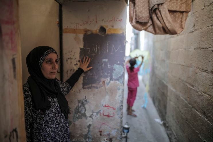 BetweenBorders_'s tweet photo. Children of #Gaza are experiencing a #psychological decline since the US embassy move to #Jerusalem. Mohammad was only 14 when he was killed by an Israeli sniper. He had already witnessed three wars in his young, short and deeply traumatised life. #MHPSS https://t.co/8nCHTMm9Sw https://t.co/qVIQzvdeA8