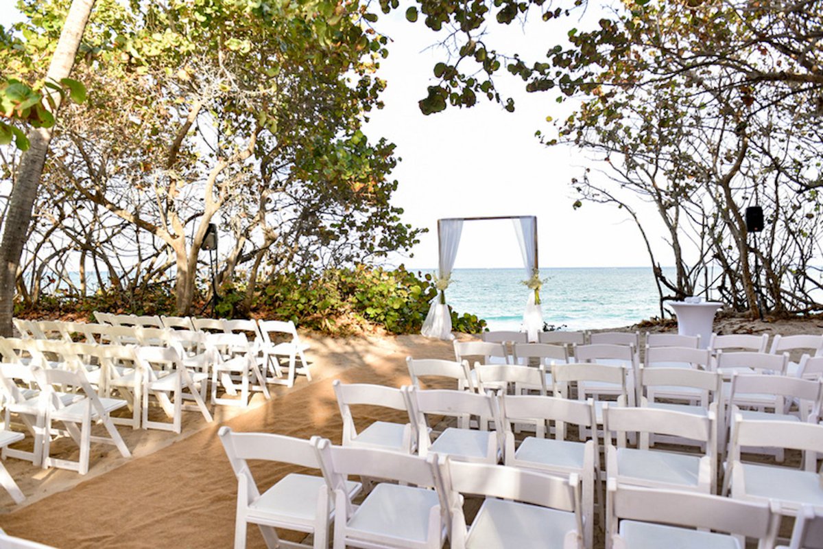 Start your forever here with us in our little slice of paradise. https://t.co/iIaW0Uwrdb
