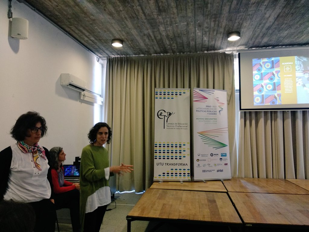CDU_uruguay's tweet photo. Presentación de Uruguay, el trabajo del Consejo Sectorial de Diseño y la articulación de sectores público, privado y la academia para el desarrollo del #diseño a nivel nacional. #EPPyD2018 https://t.co/5uWlnhlRoK