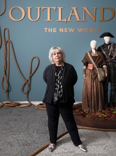 Lynetterice's tweet image. The great @OutlanderCostum talks about designing costumes for S4 of #Outlander -- some of which are on display NOW at @SCADMOA ew.com/tv/outlander-s…