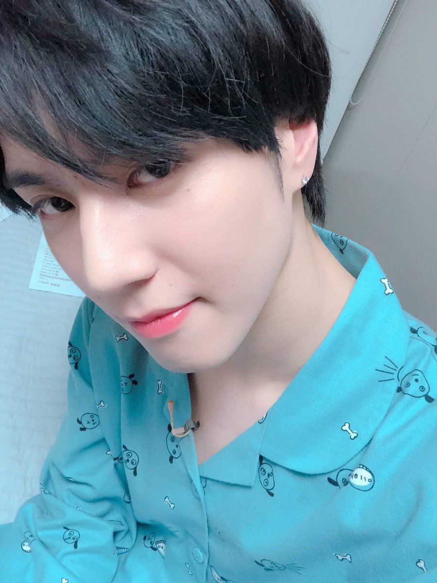 FICGOT7Thailand's tweet photo. 🎈HAPPY BIRTHDAY Yugyeom🎈
มีความสุขในทุกๆวันนะคะ🎉🎁🎂
#NoOneElseButYugyeomDay https://t.co/tweAl5vVY8