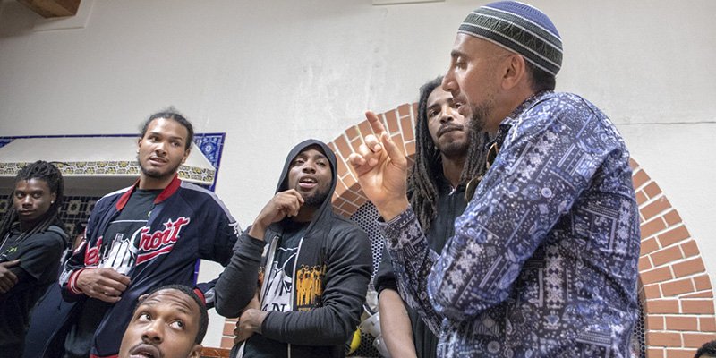 OpusPrize's tweet photo. Congratulations to Rami Nashashibi of Chicago’s Inner-City Muslim Action Network on being named the 2018 Opus Prize laureate! IMAN is a nonprofit organization that fosters health, wellness and healing in some of the city’s most challenged neighborhoods: https://t.co/TCpVA5wTIy https://t.co/KLFpQujcO4