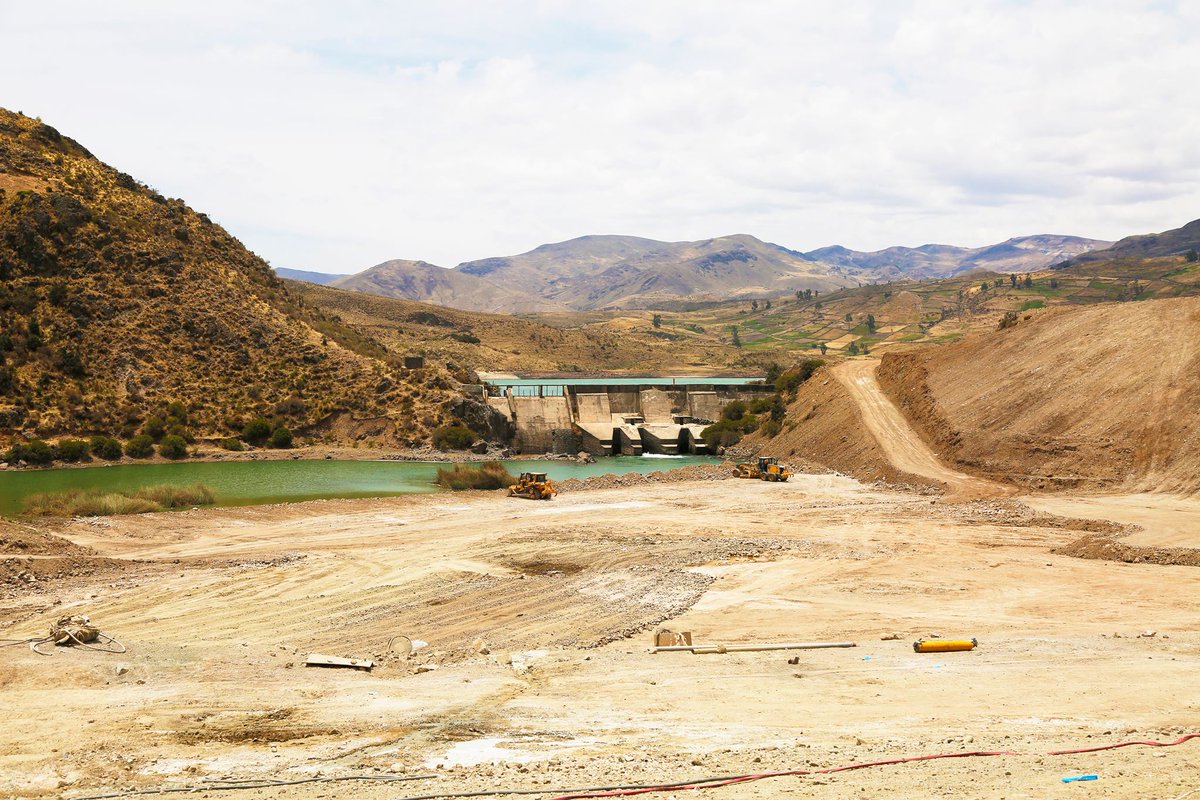 GoreAyacucho's tweet photo. #INFRAESTRUCTURA #DE #RIEGO #PARA #AYACUCHO 👏👏
El Gore Ayacucho, a través del PRIDER viene ejecutando el mega proyecto Ampliación de la #presa #Ancascocha y afianzamiento del valle de Yauca- Parinacochas, obra que demanda una inversión de 129 millones. https://t.co/FWKTFv17ze