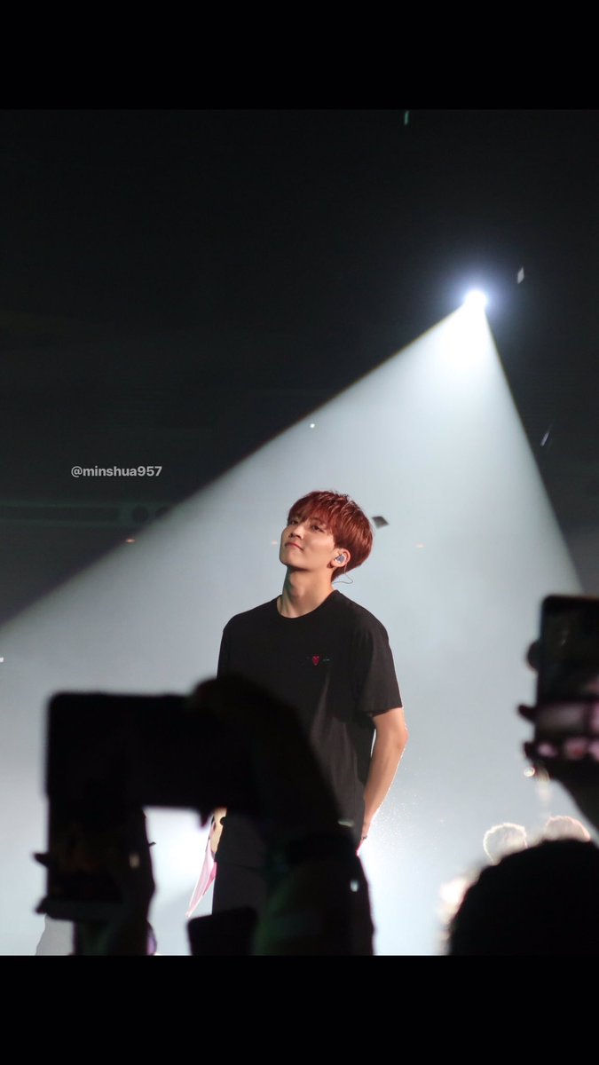 minshua957's tweet photo. Since it’s csd here’s more pics from #idealcutinsg :))
180921
#SEVENTEEN #세븐틴 #조슈아 #정한 https://t.co/p5xt1DjCDE