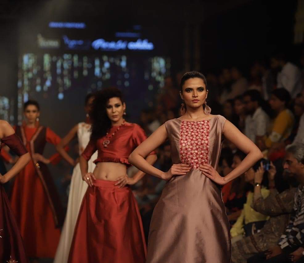 IBFWGoa's tweet photo. We are proud to present Kraft Collection by the extremely talented Guleen Jaswal!

India Beach Fashion Week Season 6 
Driven by : @volkswagen_india
.
Experience Partner @absolutindia
Style Partner @marksandspencerindia
Retail Partner @comocollective https://t.co/C8eubsP5kC