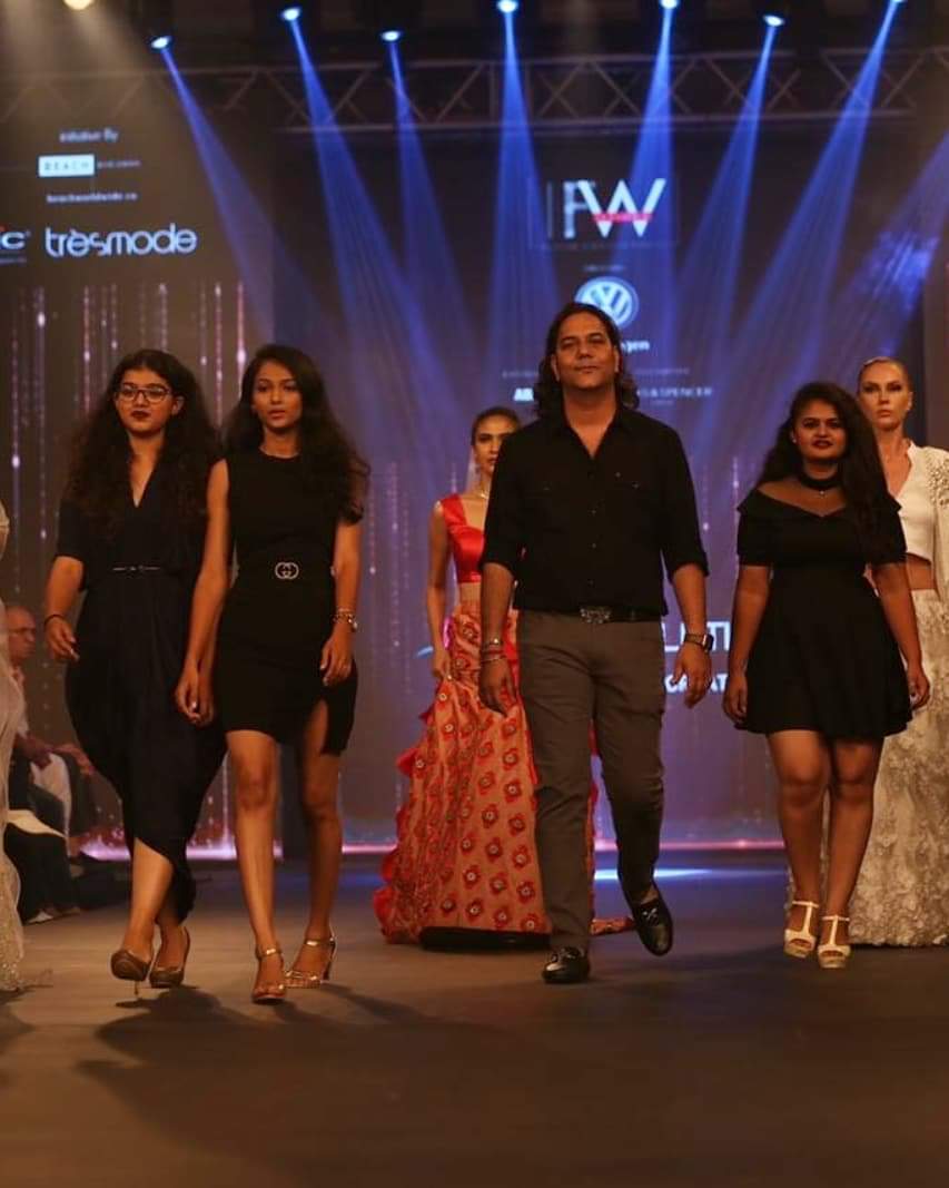 IBFWGoa's tweet photo. Presenting Trendz Solution by Shree Sanghvi Creation
_
India Beach Fashion Week Season 6 
Driven by : @volkswagen_india

Experience Partner @absolutindia
Style Partner @marksandspencerindia
Retail Partner @comocollective https://t.co/HcA7vjBD8B