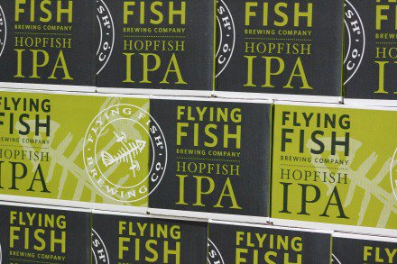 flyingfishbrew's tweet photo. Who needs to stock up for the holidays? Whether you love sharing craft beer with your family or need a little bit to deal with your family, Bridget will be at Beer Super in Wilkes Barre, PA from 4-6 pm with samples of our beer. #flyingfish #CraftBeer https://t.co/S9pGjRwiu5