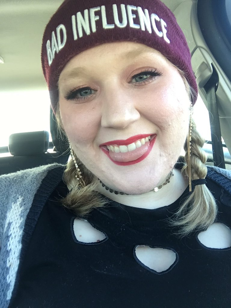 NickiJJ_AI's tweet photo. Had to get up early so I made use of the extra time to get ready.
Also, I will always love this beanie. #imabadinfluence https://t.co/NiMPiHxzG6