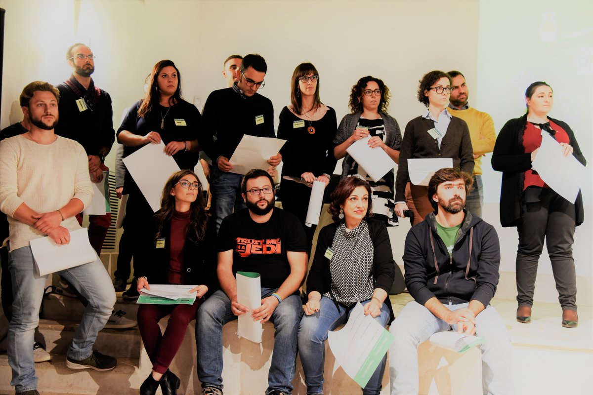 E' il momento dei #pitch delle sedici idee progettuali in gara. Quali saranno i prospetti più interessanti della tappa di #Bari? Scopriamolo insieme, #AgriAcademy entra nel vivo! #RuralHack