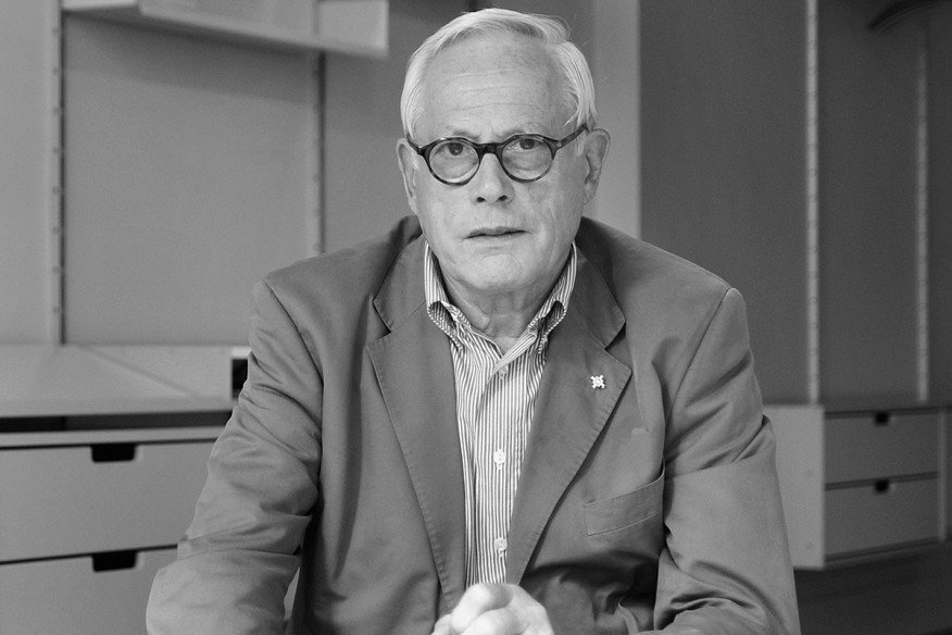 Dieter Rams’ prolific portfolio will be celebrated at the @philamuseum. bit.ly/2ThhVD2 https://t.co/khAGtpfxAA