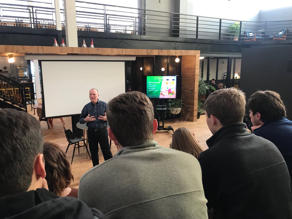 ⁦<a href="/WeWork/">WeWork</a>⁩ with ⁦<a href="/EntBerryCollege/">Berry Entrepreneurs</a>⁩ listening and learning from ⁦@mark_venadar⁩ about corporate venturing!