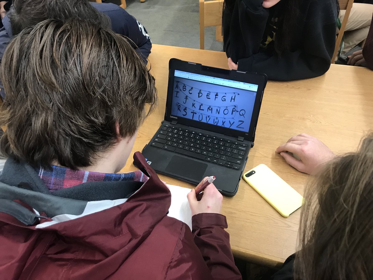 techylibrary's tweet photo. History students review material with this digital breakout. #UCPSlibrarylife #digitalbreakout https://t.co/PR3dUwXgQm