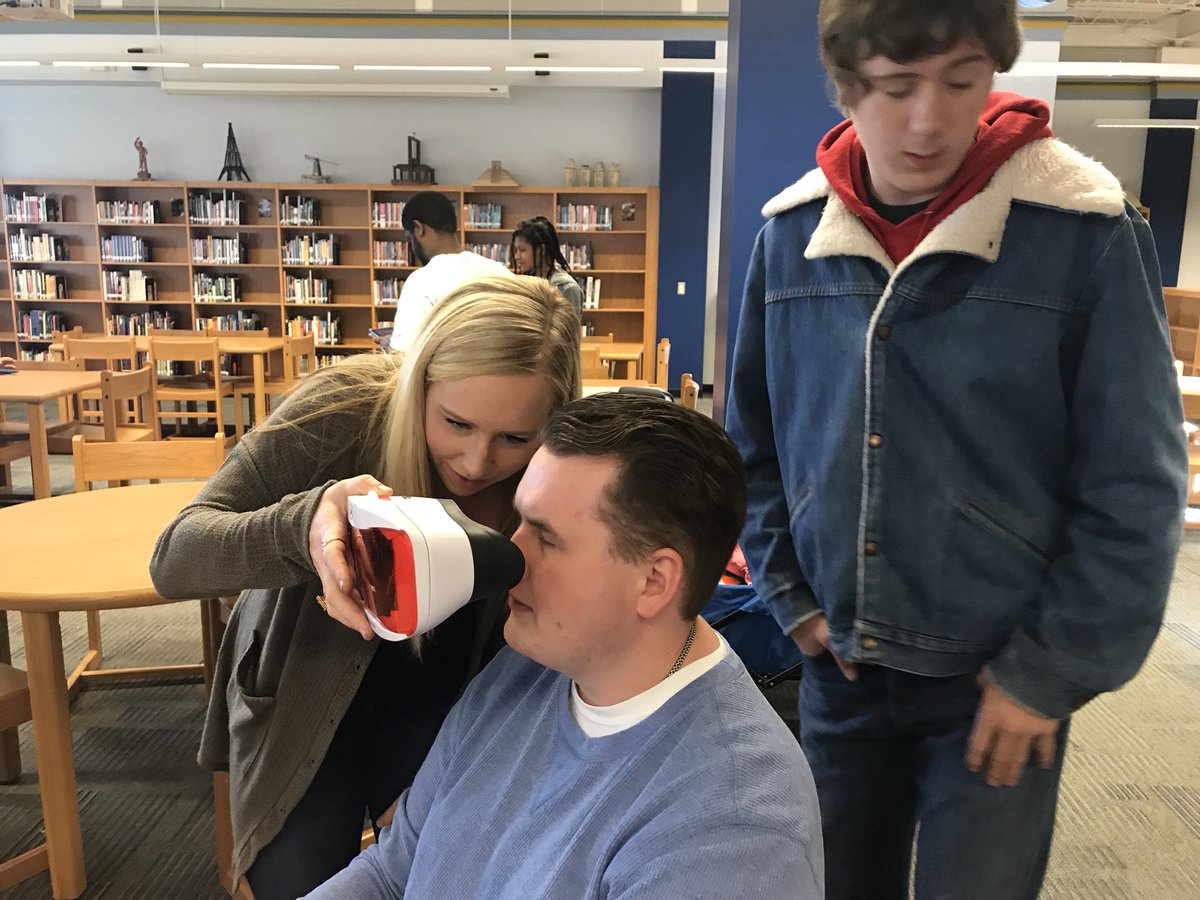 techylibrary's tweet photo. Thank you @UCPLNC and Kelly for bringing these fun STEAM activities to us today! Our TTA clad had a great time! #UCPSLibraryLife https://t.co/IRsX4voSSp