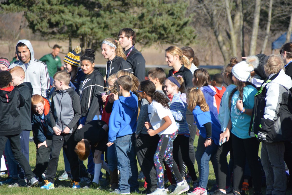NAIA's tweet photo. Yesterday the participants of the #NAIAXC national championship coached local youth through a 1K race and taught them the importance of good character. Your support makes these events happen! Text "NAIA" to 56651 to donate. #GivingTuesday - https://t.co/FAOWSlwtwA https://t.co/nD4vxXluF5