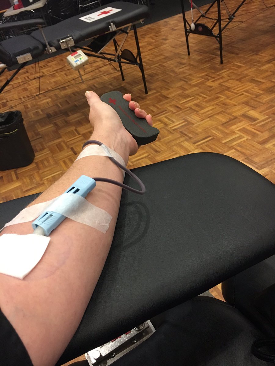 RUSSELLERS:  We need your blood!  Help us #BeatClemson. Come roll up your sleeve and donate <a href="/USCBloodDrive/">USC Blood Drive</a> until 7pm in the ballroom.  #bringafriend #yougetsnacks #andatshirt