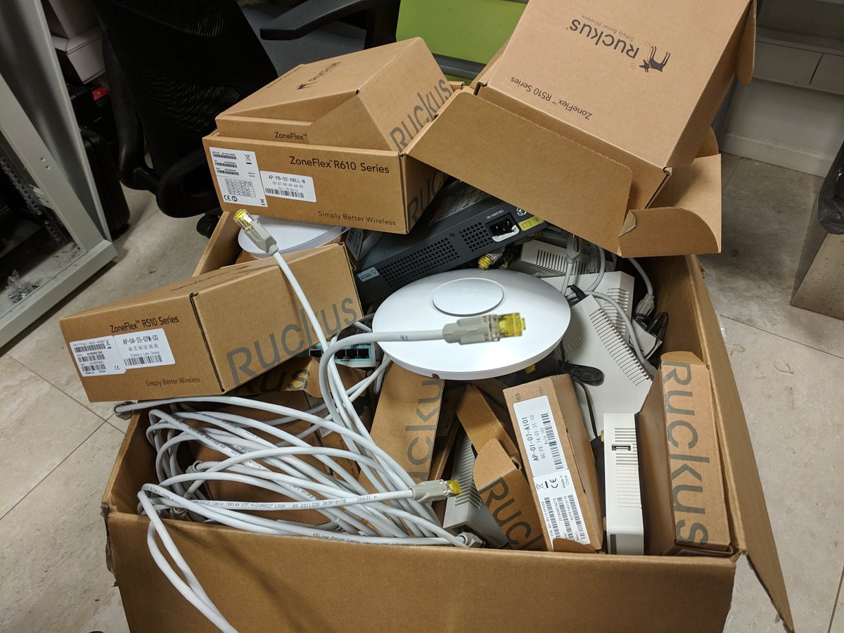 MediatelArg's tweet photo. Out with the old... In with the new. Replacing the usual suspects with top notch @ruckusnetworks R610 at a high school in Buenos Aires. https://t.co/XshqZB9NAA