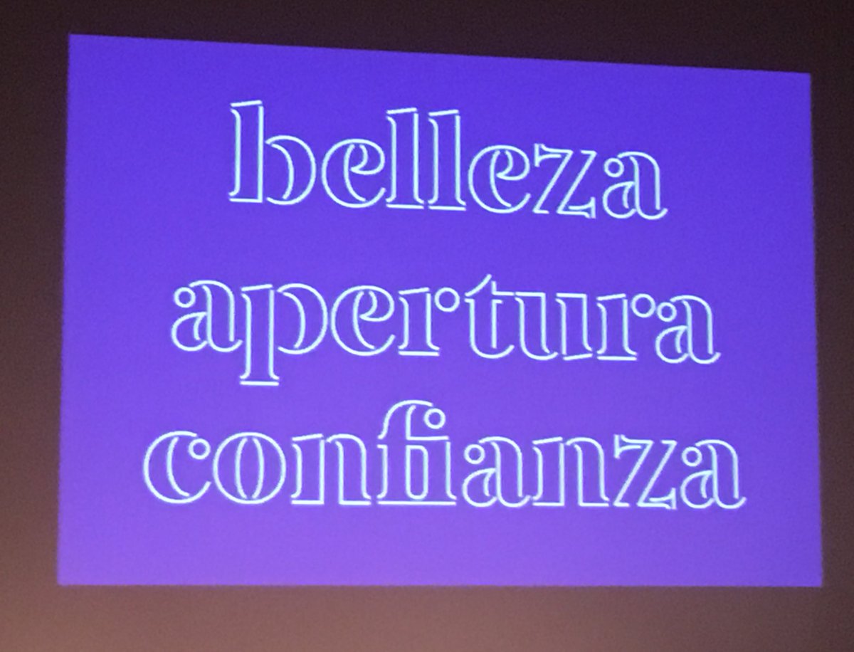 rcascales's tweet photo. Lo realmente importante en tipografía son sutilezas. Damià Rotger de Studi Dúctil en @SelectedBilbao #Selected18 https://t.co/sFkv3ZiLsK