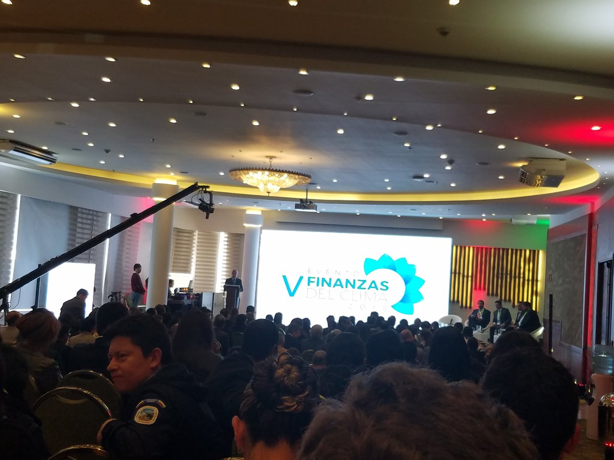 Integral, visionario, emprendedor y resiliente al clima y los territorios en Colombia. Asi es el Plan Nacional de  Desarrollo del Gobierno Duque  <a href="/IvanDuque/">Iván Duque 🇨🇴</a> <a href="/cgfsisclima/">Comité de Gestión Financiera</a> <a href="/GCAS2018/">Global Climate Action Summit</a> #FinanzasDelClima2018