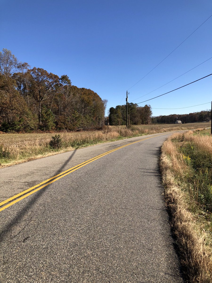 ramballhavoc's tweet photo. 5.55 miles run on this Beautiful &amp; special #RunnerDay. Those miles are significant for a reason!  🎂🍾🎉 I am #BlessedAndGrateful for my family, friends, and all of you!  A year ago I could not run and I am thankful for your support. Have a wonderful Friday &amp; weekend! https://t.co/CucJrQloei