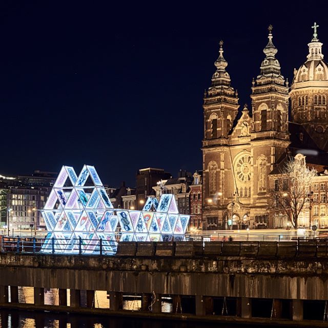 PADuisburg's tweet image. #Fotoworkshop Amsterdam inkl. Light Festival mit Jochen Kohl am 15. und 16.12. Infos: bit.ly/2H44jVV
#pacertified #amsterdam #lightfestival #amsterdamlightfestival Foto: kohlphotography ift.tt/2PZGPIQ