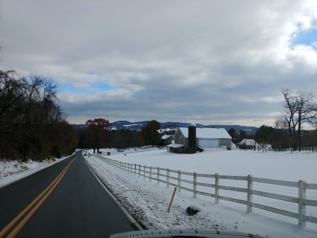 A true beauty. Pennsylvania really shows off after a snowfall. #PAwx #winterscenes #NovemberSnow