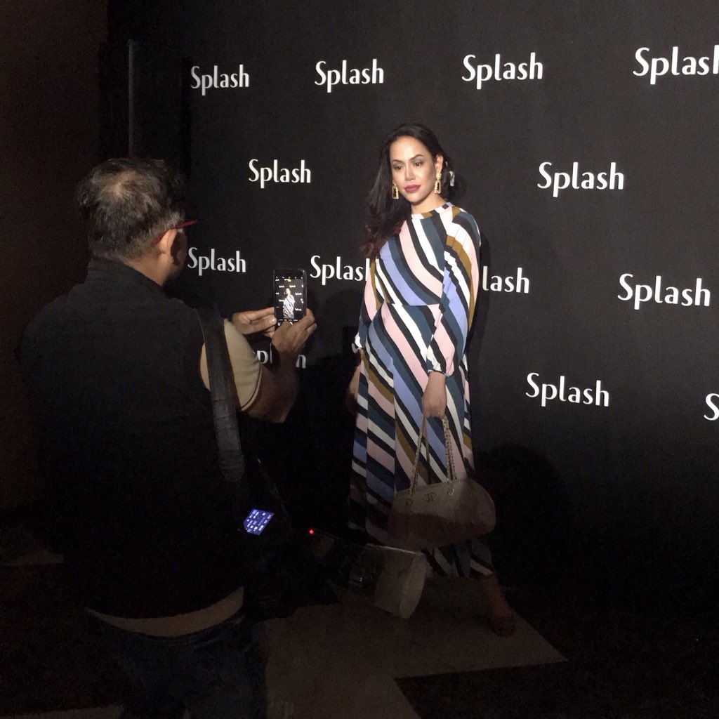 SplashFashions's tweet photo. سيبدأ عرض سبلاش الثاني خلال دققائق.
لقد وصل كبار محبى الأحتفال
Second show has almost begun &amp; we’re all ready for a
#discoparty
#Splash25 https://t.co/vTWtK0IvpM